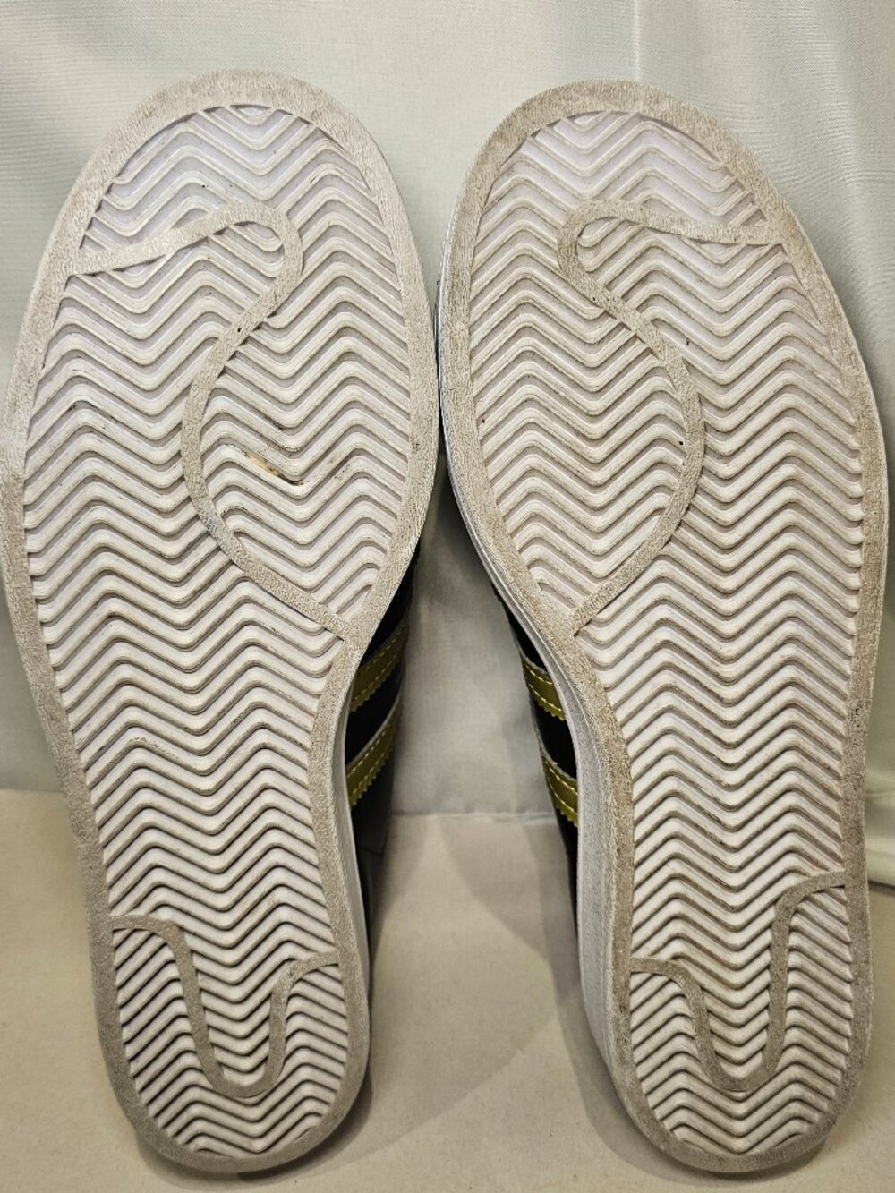 Adidas Superstar Mule Women's 9 Black Gold Slip On Sneakers Casual Shoes - Picture 7 of 7